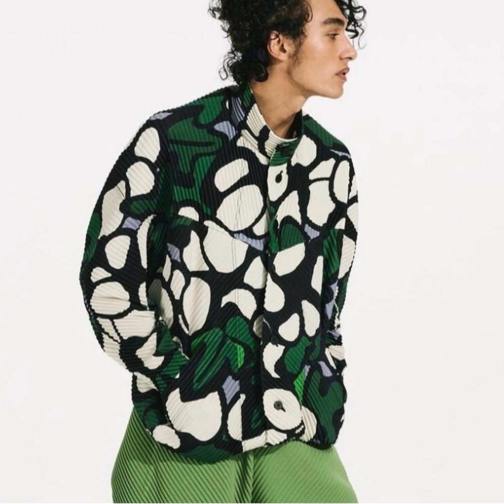 Homme Plissé Issey Miyake Jacket size 4 (XL)